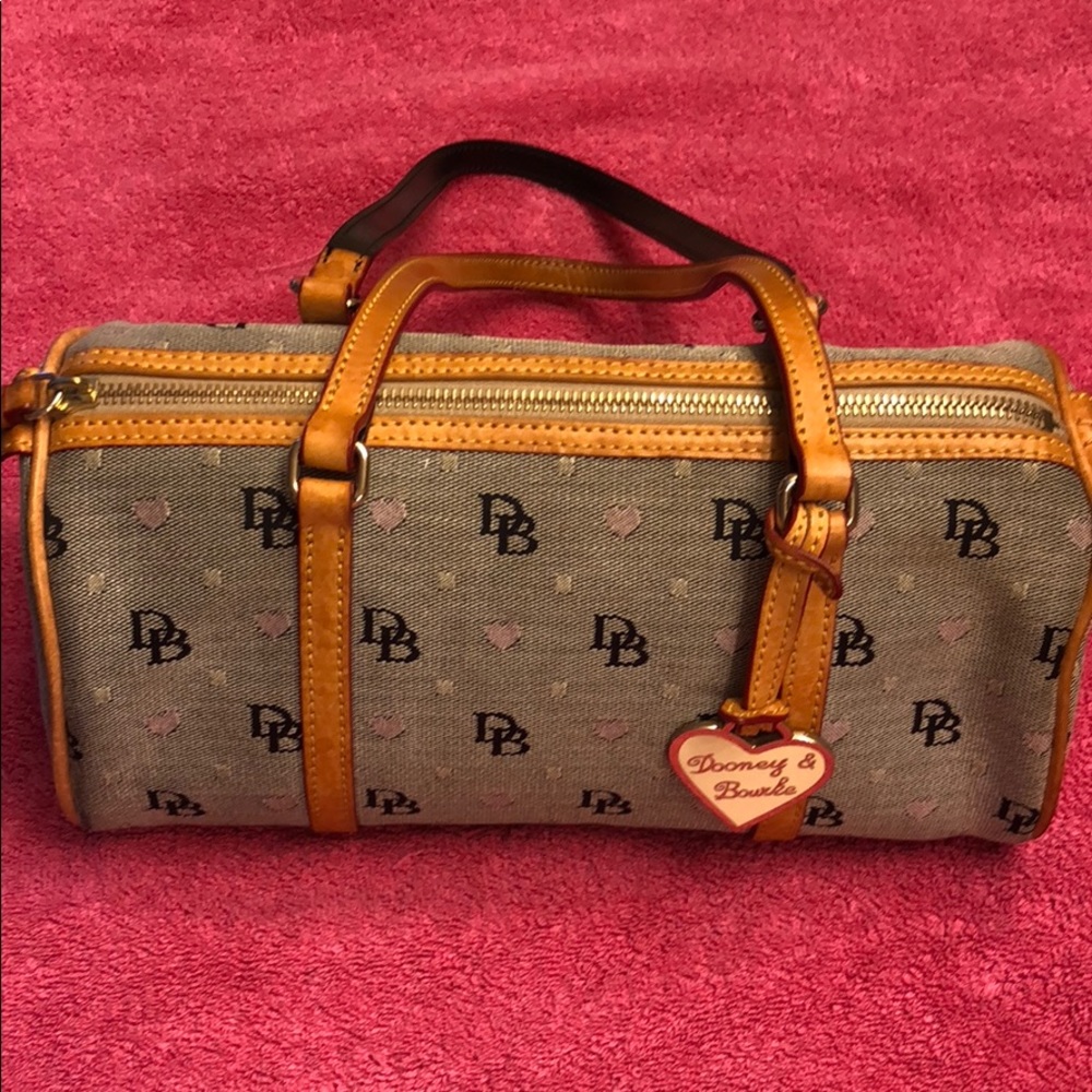 Dooney & Bourke bag